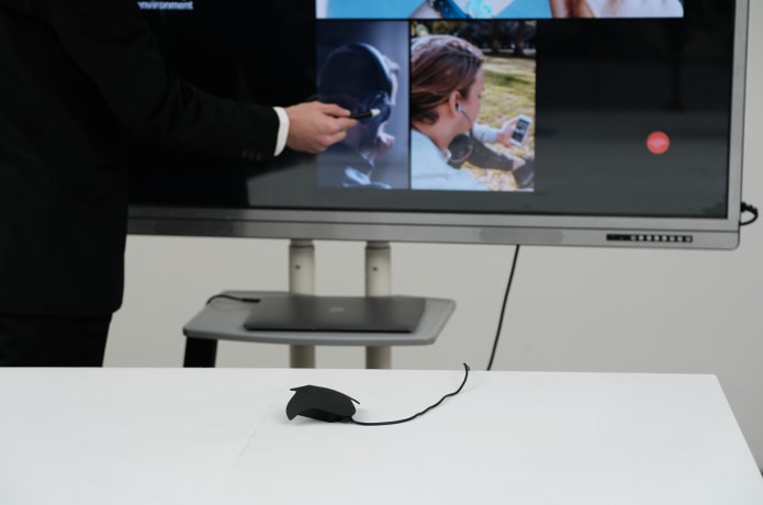 プレゼンや授業にうってつけ！あらゆる壁をタッチスクリーンに変える i-MANTA i-MANTA: Turns Any Surface Into A TouchScreen | Indiegogo