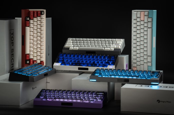 キーボード AM Compact Touch (65 Less) R2  Peak AM Compact Touch (65 Less) R2 - New Bundle