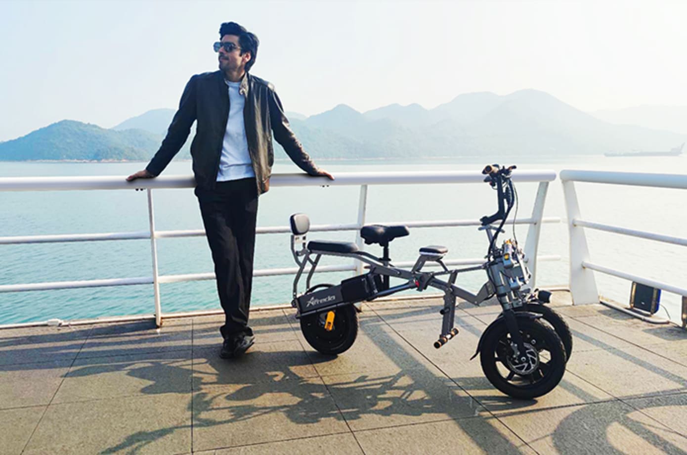 Afreda S6: A Fold-in-1s Reverse 3-wheel E-bike