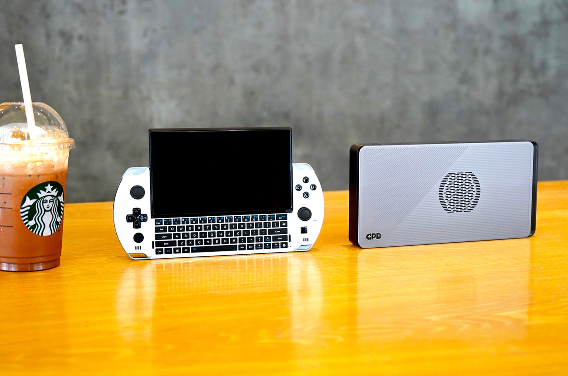 GPD G1: The Smallest Graphics Card Expansion Dock