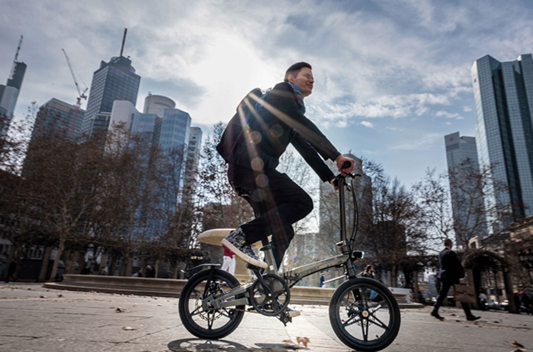 world's lightest electric folding bike