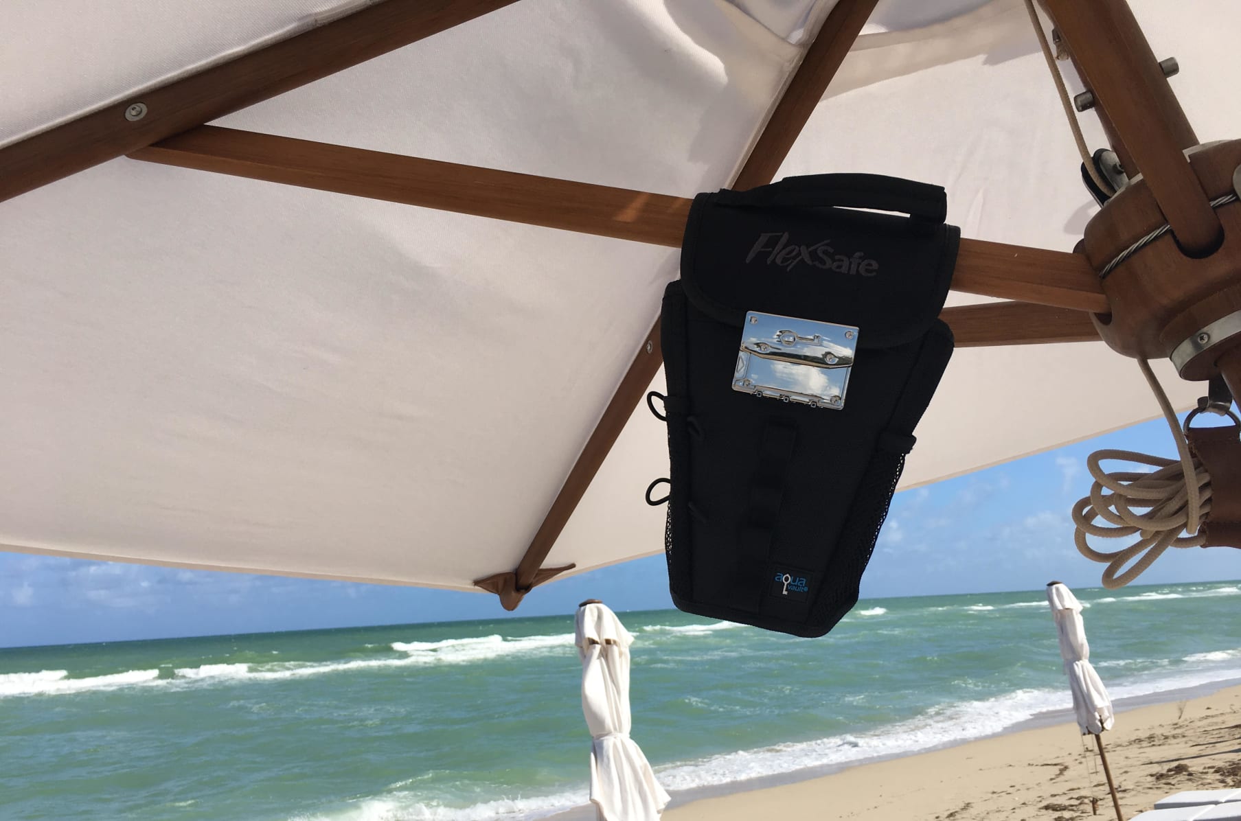 Flexsafe Plus The Ultimate Portable Travel Safe Indiegogo