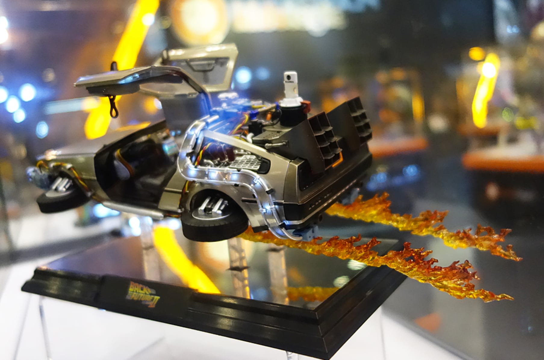 floating delorean toy