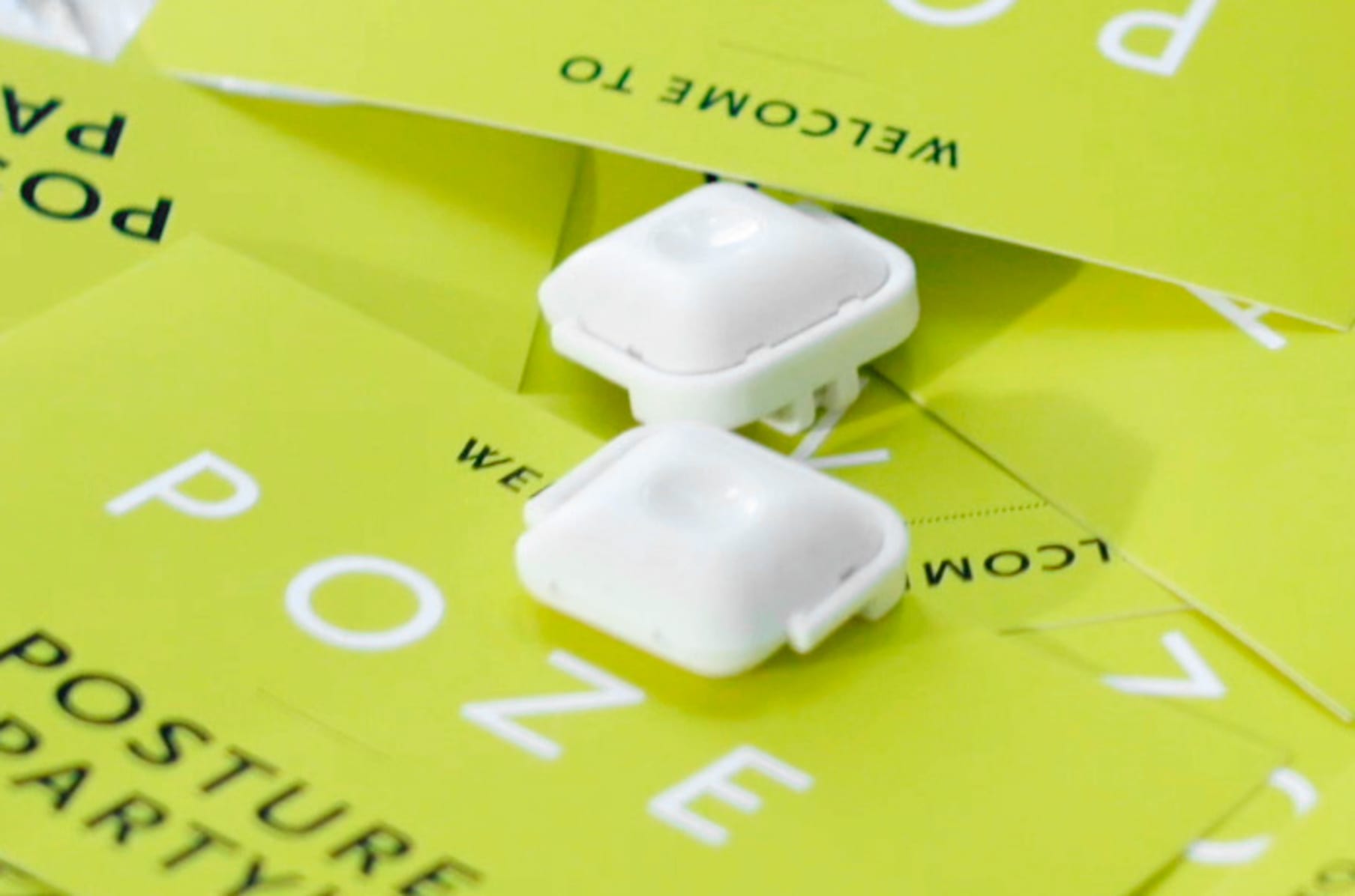 Poze The Ultimate Posture Coach Indiegogo