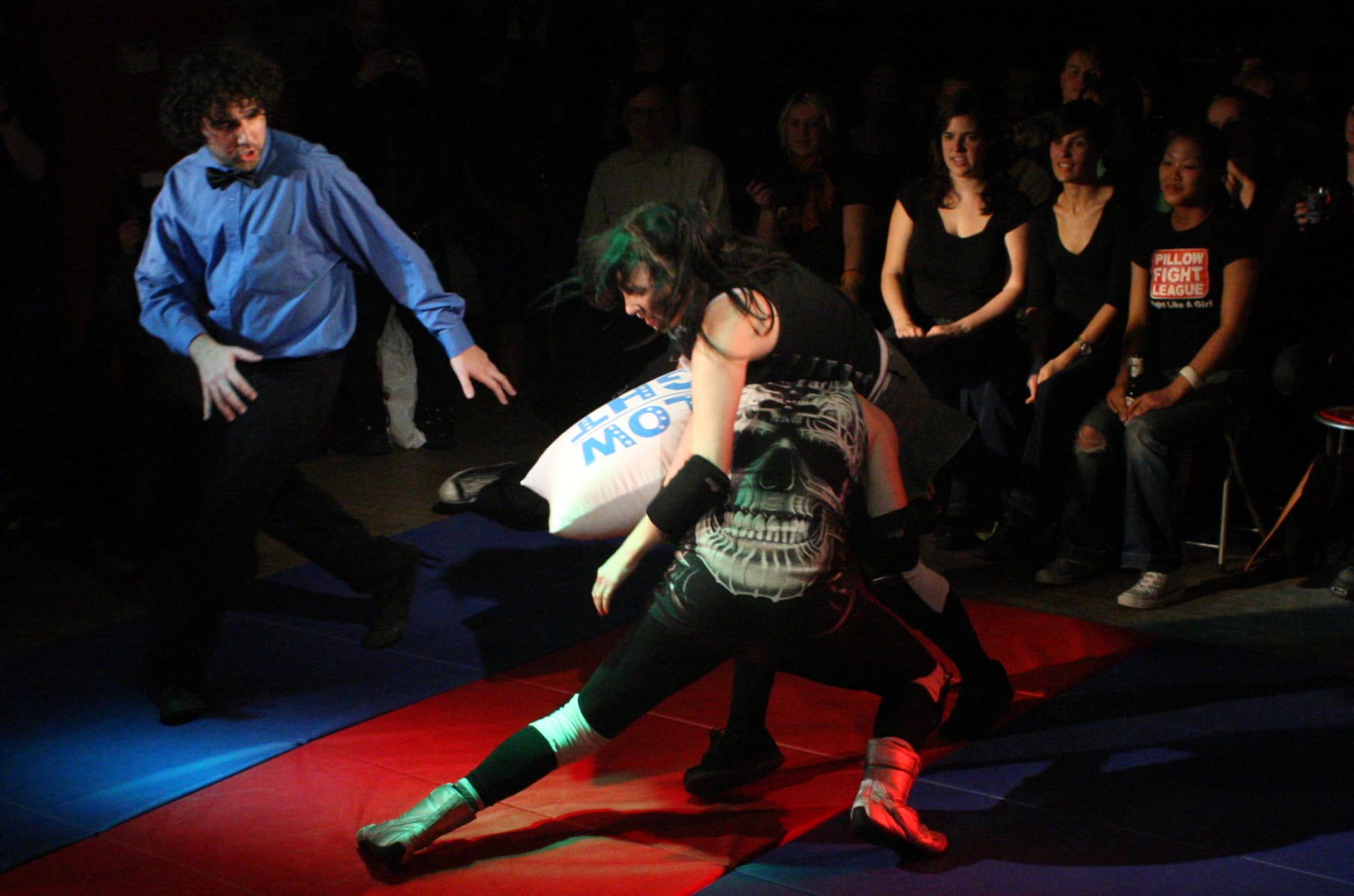Help Bring Back The Pillow Fight League Indiegogo