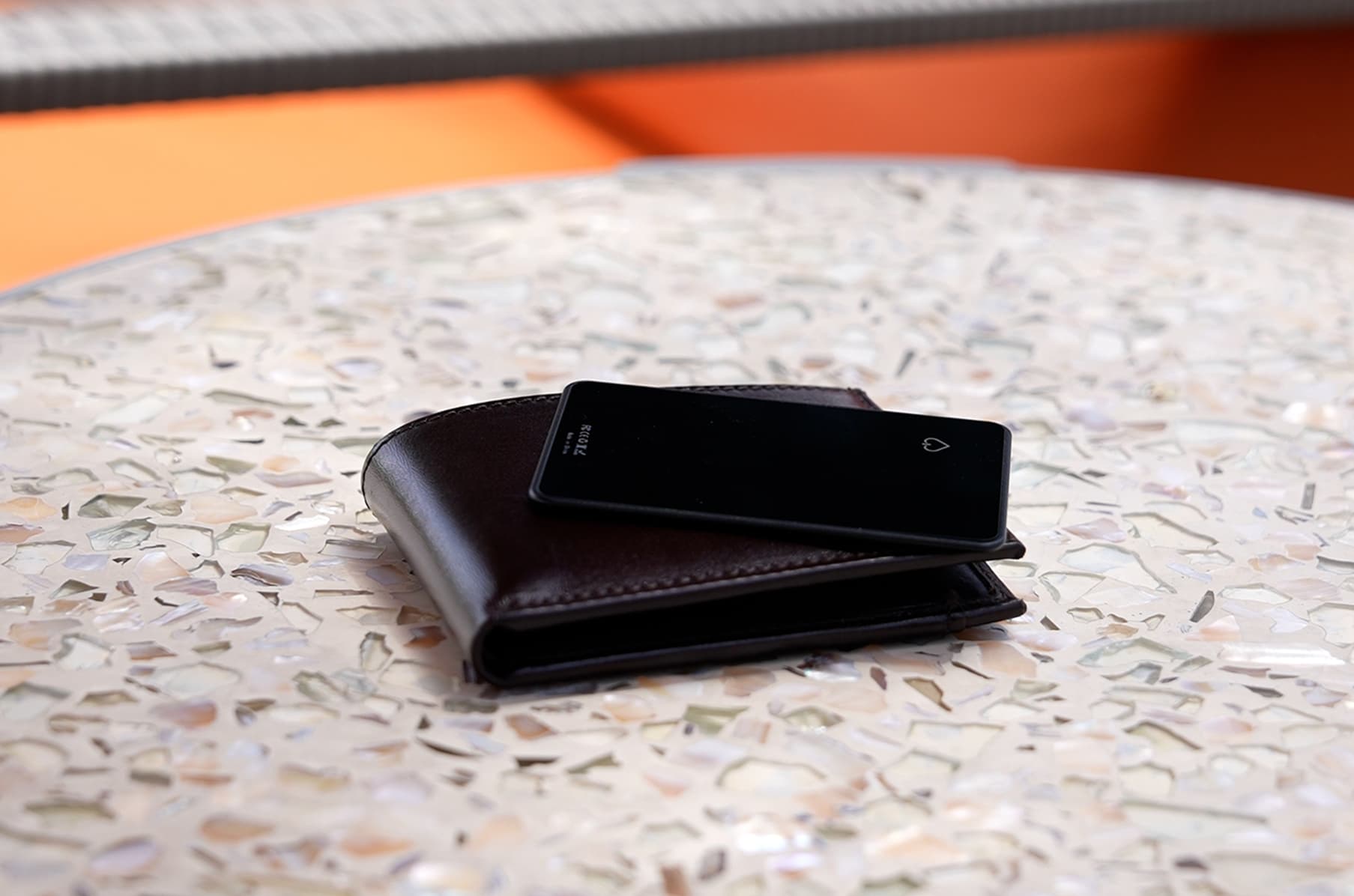 Review: Ace Card smart wallet tracker is super thin and versatile