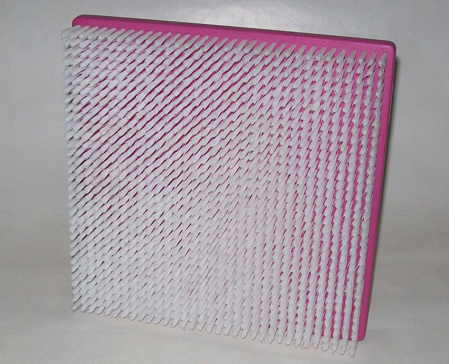 Brussage A Wall Mounted Hands Free Back Scrubber Indiegogo